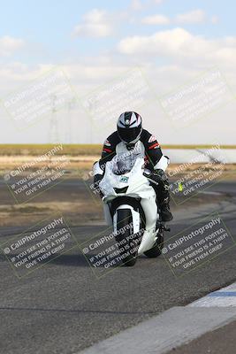 media/Nov-03-2024-TrackDaz (Sun) [[44580f4982]]/B Group/1220pm (Wheelie Bump)/